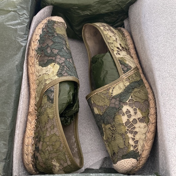 Valentino ‘Camo Lace’ Espadrille - Picture 5 of 12